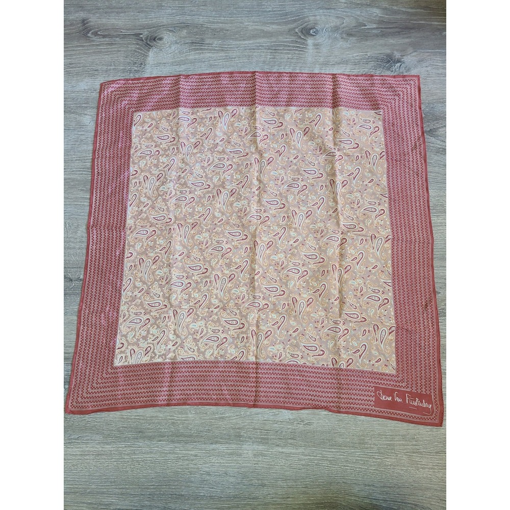 VTG Diane Von Furstenberg Silk Scarf Pink Paisley Square Western 70's Festival - Picture 3 of 4